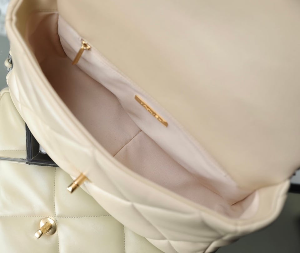 Chanel 19 Flap Bag Beige 30cm view 6