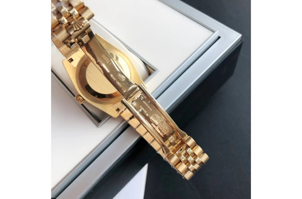 Rolex Datejust 36/28mm RG/RG Jubilee Bracelet view 8