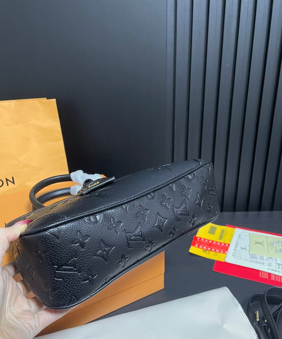 Louis Vuitton Trianon Pm Monogram Empreinte Black 28Cm M46488 view 10