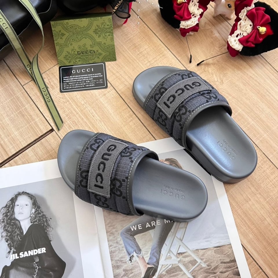 Gucci Gg Horizontal Strap Sandals With Tag In Grey view 7