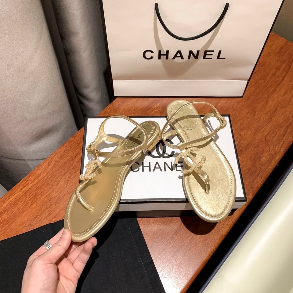 Chanel Gold Pearl Cc Logo Thong Sandals Golden view 3