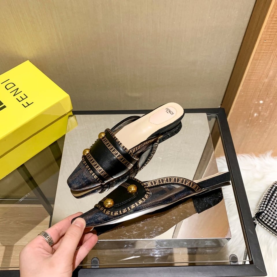 Fendi Ff Beige Strap Half Slippers Black view 7