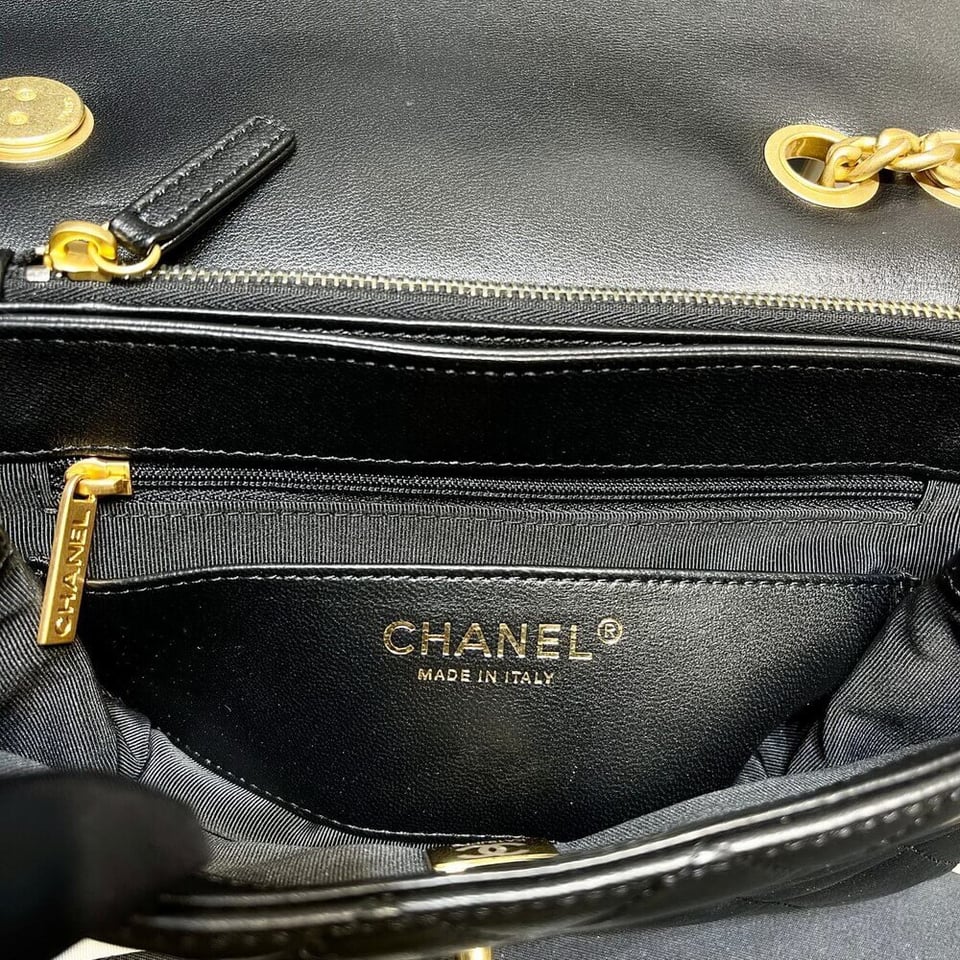 Chanel 22K Gold Pillar Adjustable Chain Flap Bag 22cm view 10