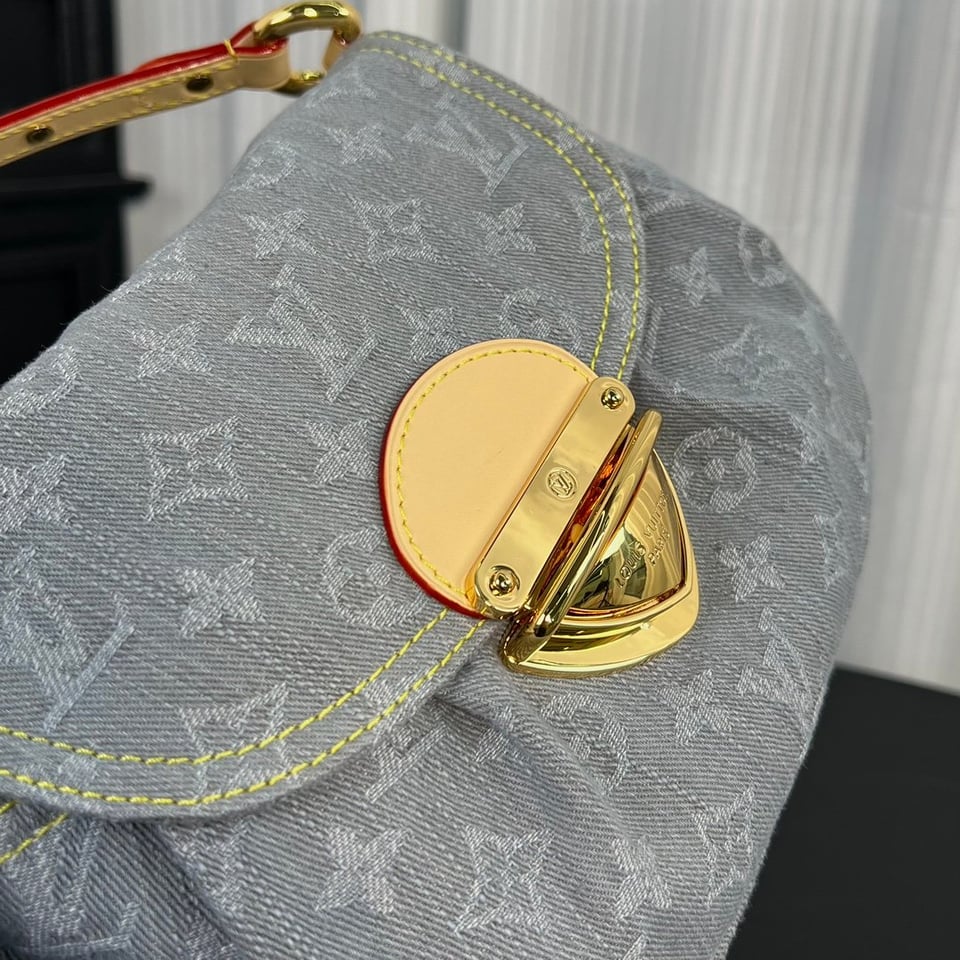 Louis Vuitton Monogram Denim Sunset Shoulder Bag 27cm/ 10.6in view 10