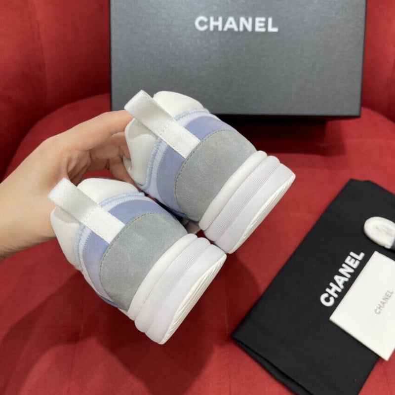 Chanel Wmns Suede Sneakers Sky Blue G37136 view 4