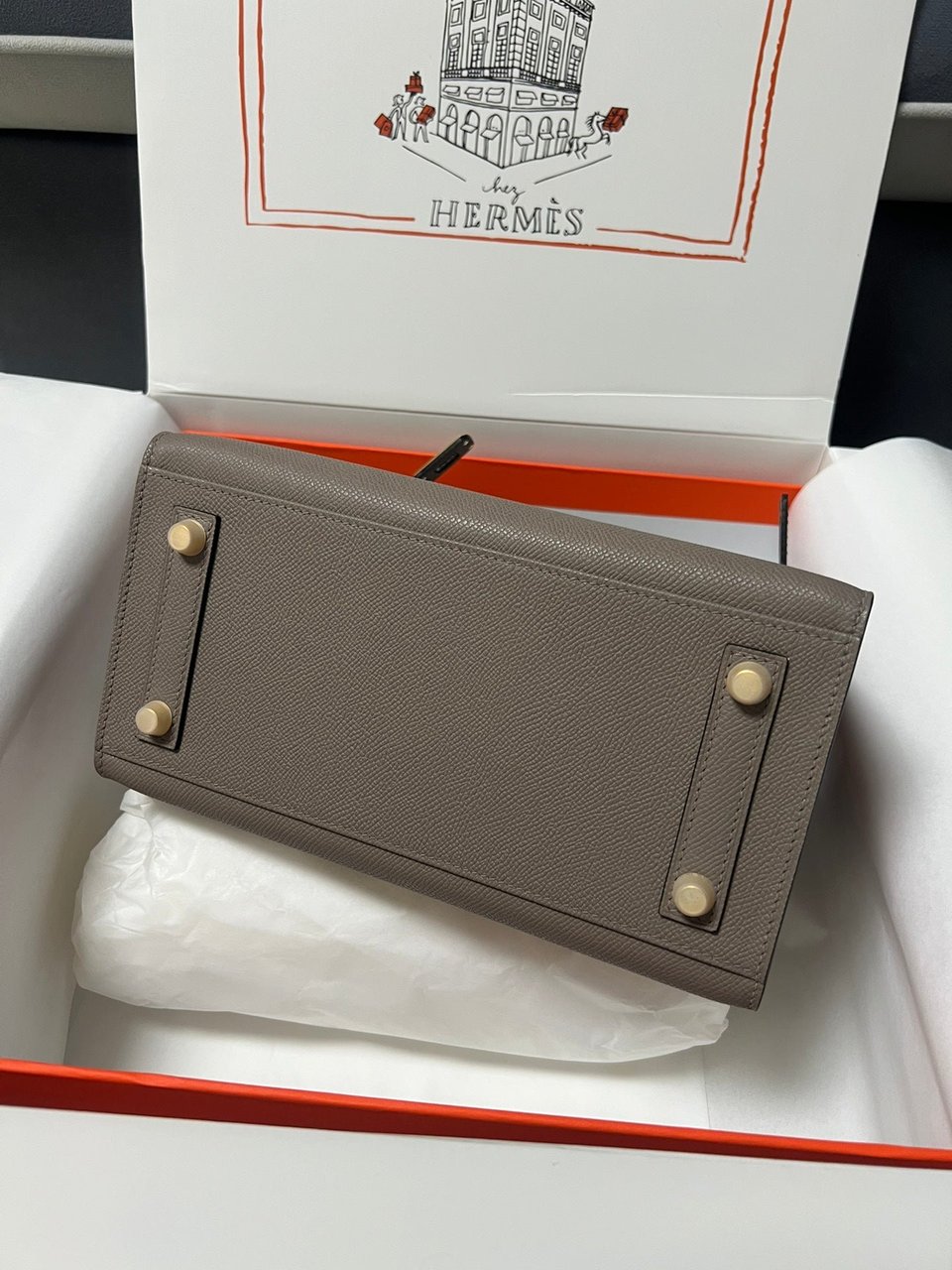 Hermes Birkin Sellier Etain Epsom Leather Gold Hardware view 9