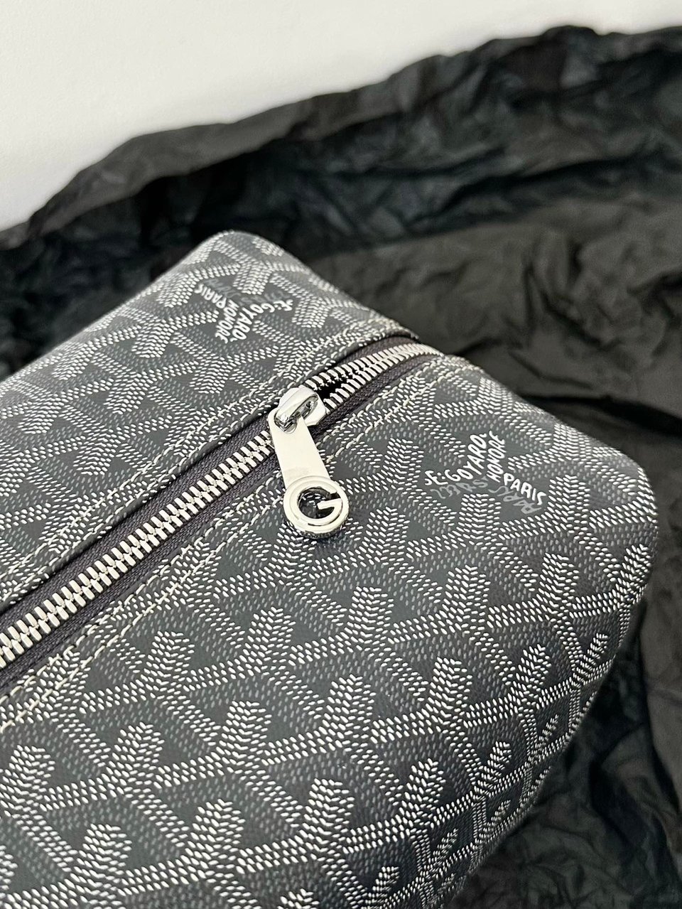 Goyard Goya Cosmetic Bag 24Cm Grey Canvas view 7