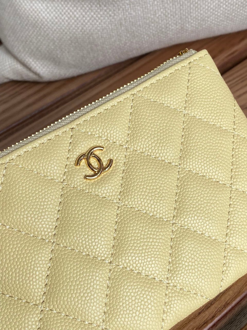 Chanel Zipped Wallet 15 Yellow Caviar Gold Hardware view 6