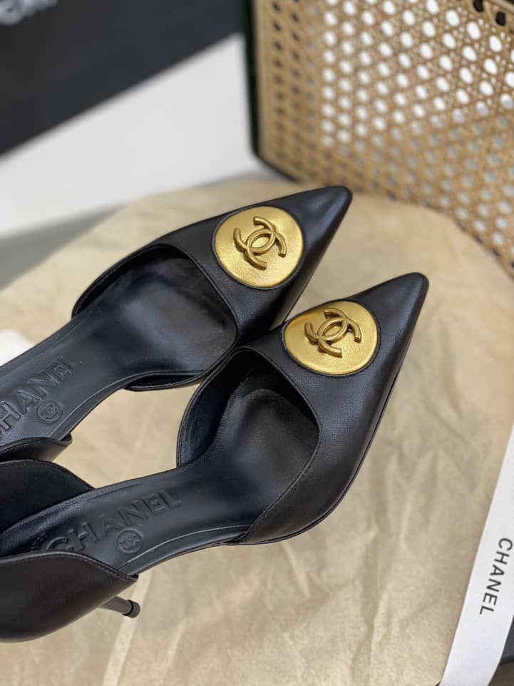 Chanel Cc Logo Heels In Black view 6
