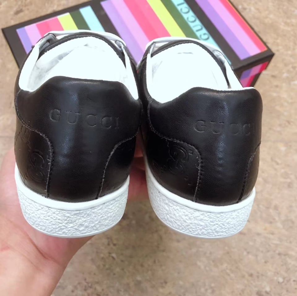 Gucci Ace Black Logo Sneaker 386750 Cwcg0 1070 view 10