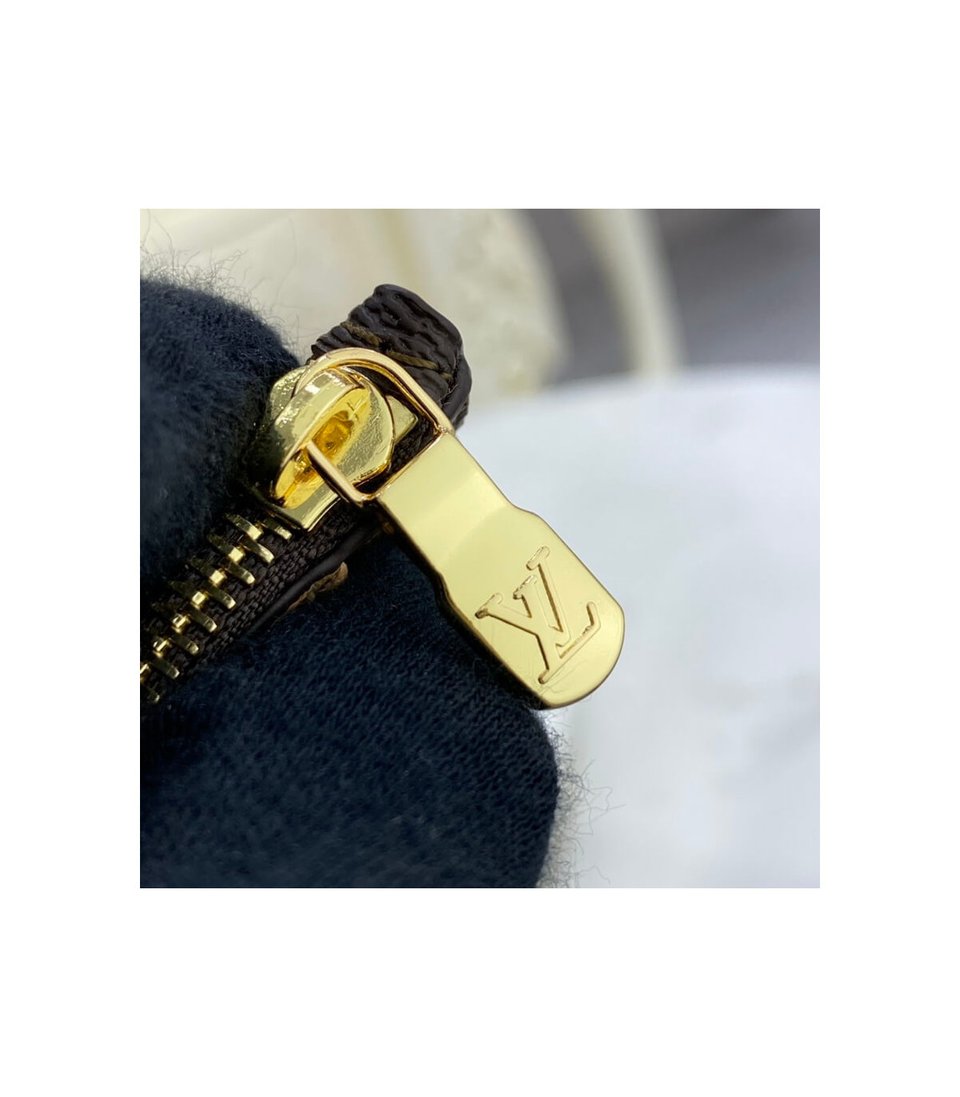 Louis Vuitton StellaLou Rabbit Coin &amp; Card Holder view 6
