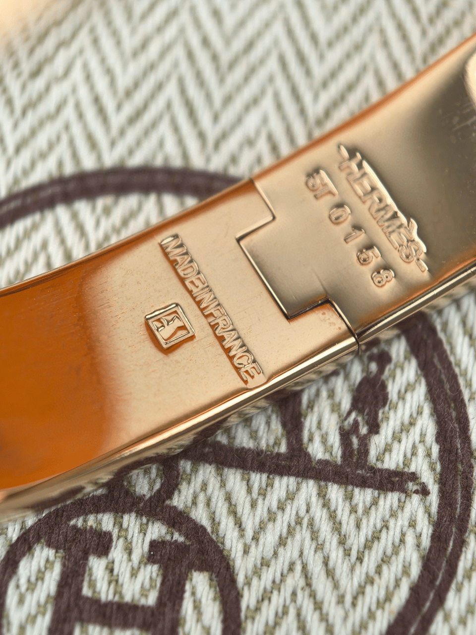 Hermes Clic Clac H Bracelet Gold view 5