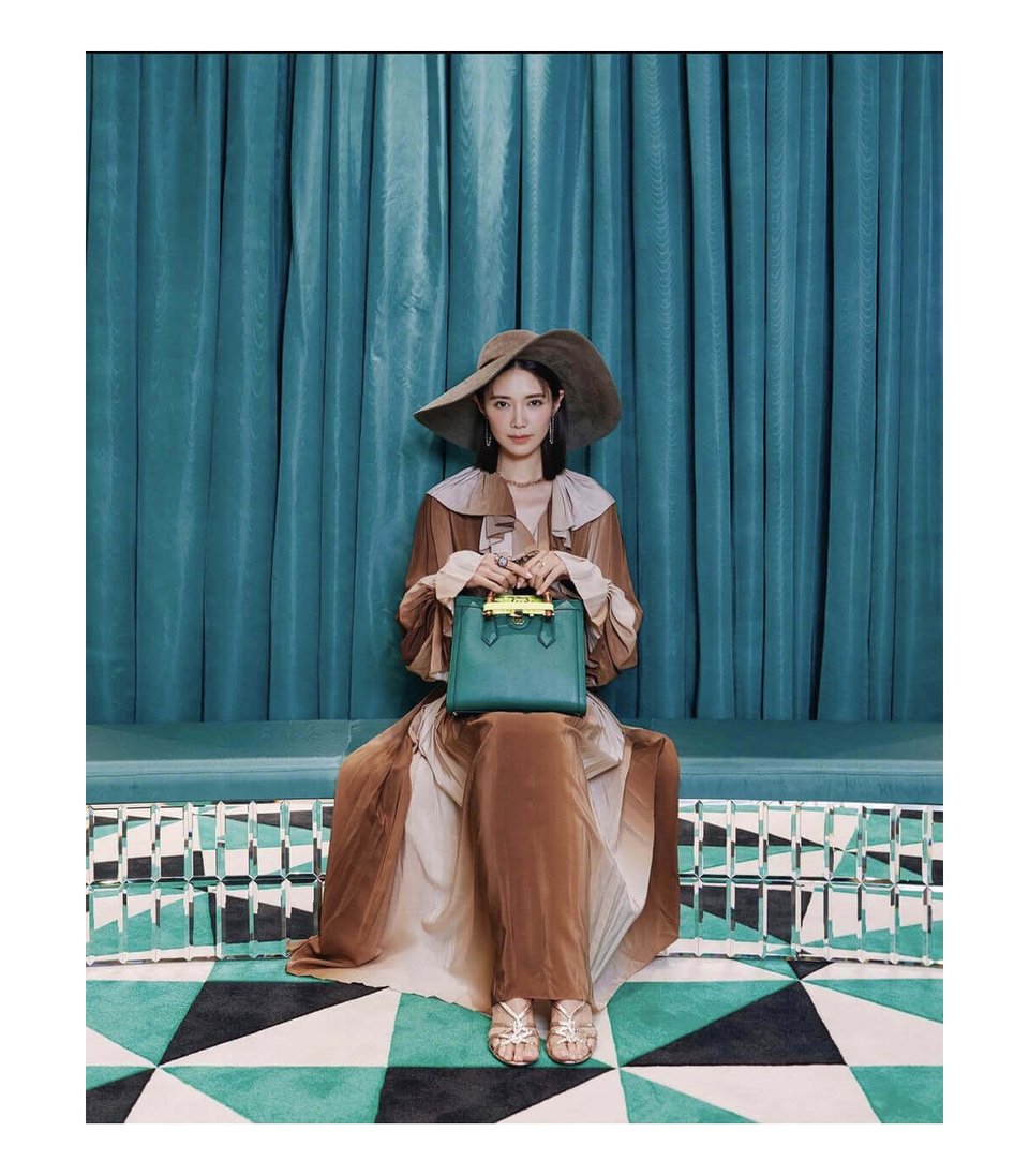 Gucci Diana Small Tote Bag Green view 6