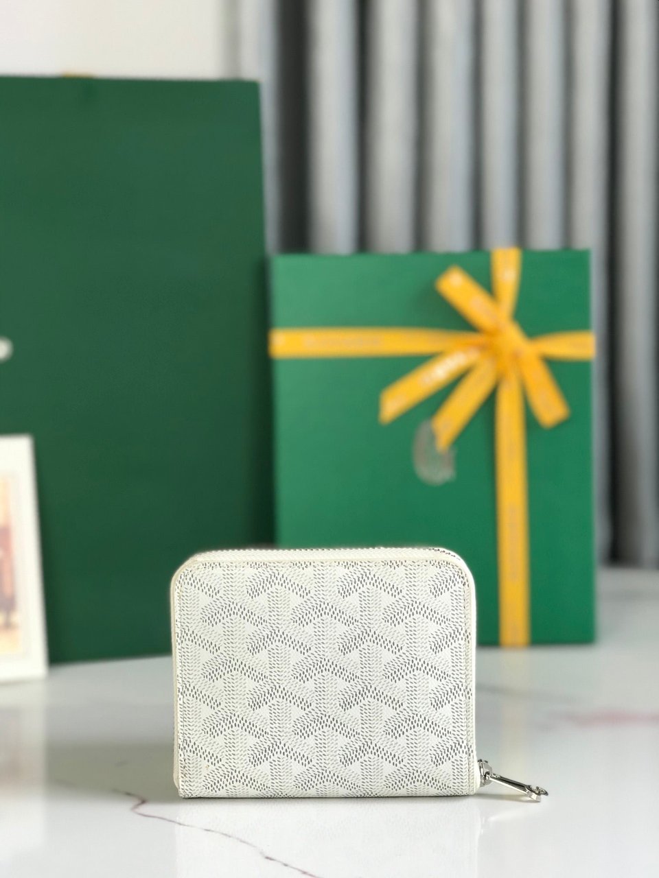 Goyard Matignon Mini Wallet 11cm White Goyardine Canvas And Calfskin view 4