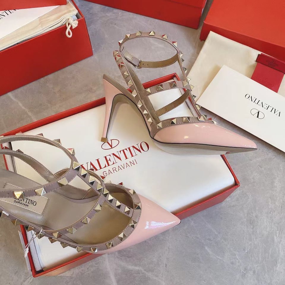 Valentino Garavani Patent Rockstud Caged Pump Pink view 3