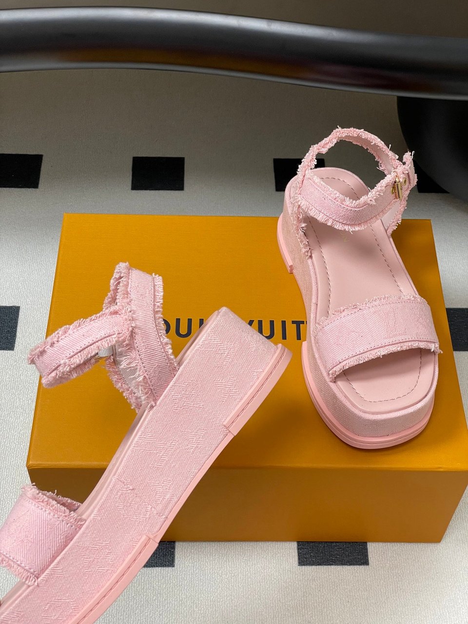 Louis Vuitton By The Pool Maya Flatform Sandal Pink view 4