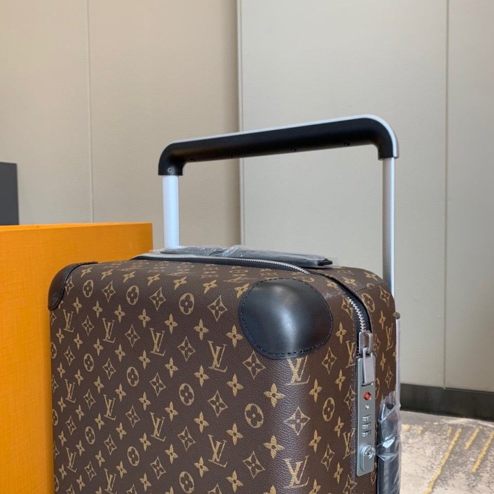 Louis Vuitton Horizon 55cm Epi Leather Travel M20294 Unisex view 13