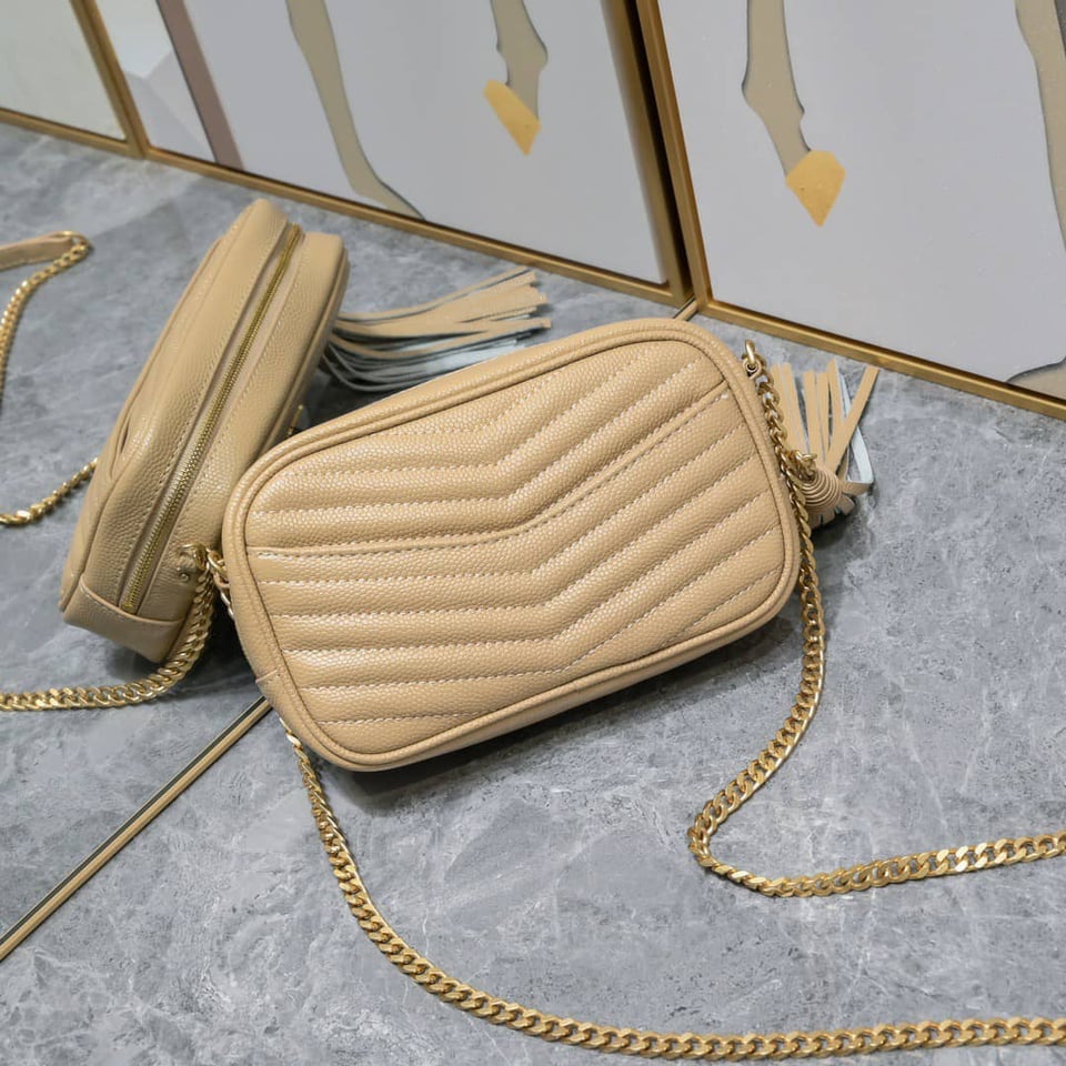 Saint Laurent Lou Camera Bag In Quilted Leather Beige 18Cm view 5
