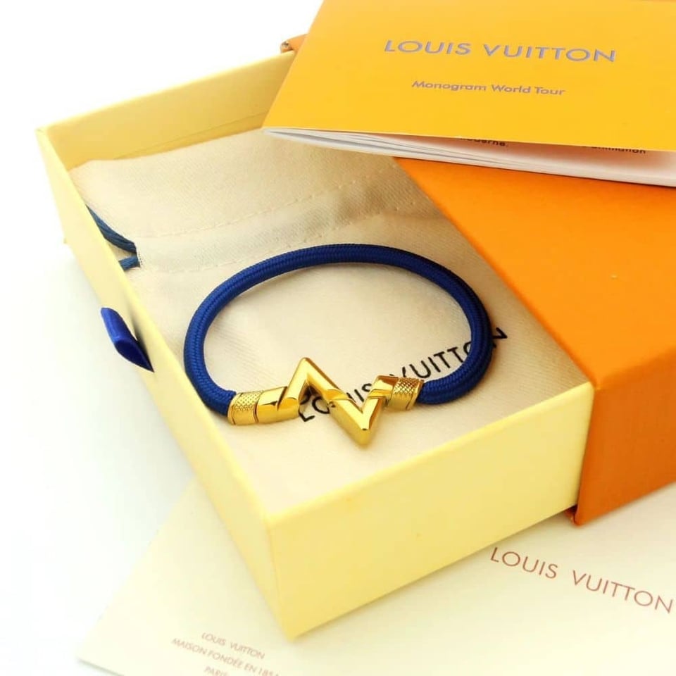 Louis Vuitton Lv Volt Upside Down Play Large Bracelet Yellow Gold Q05476 view 2
