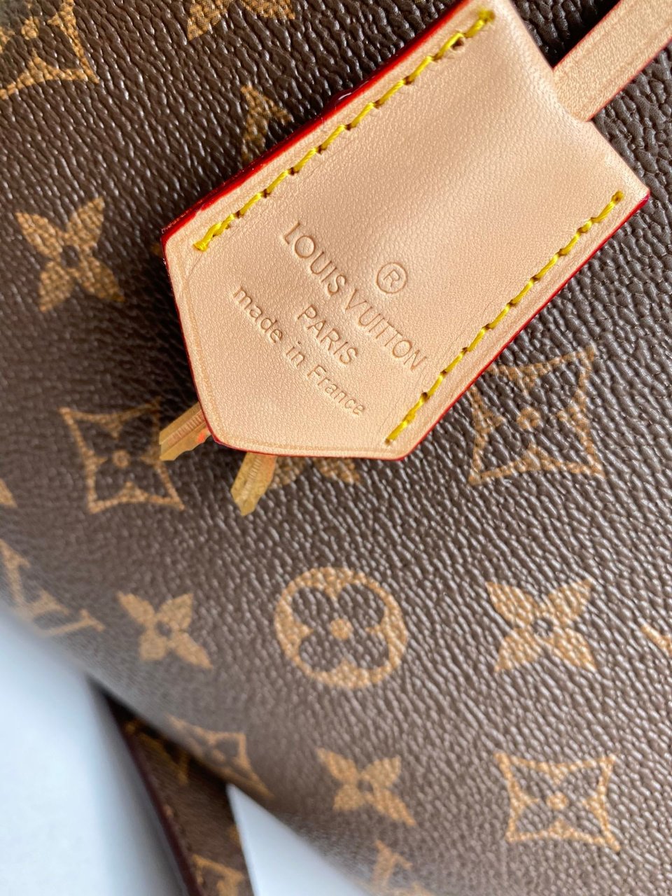 Louis Vuitton Montaigne BB 29Cm M41055 view 9