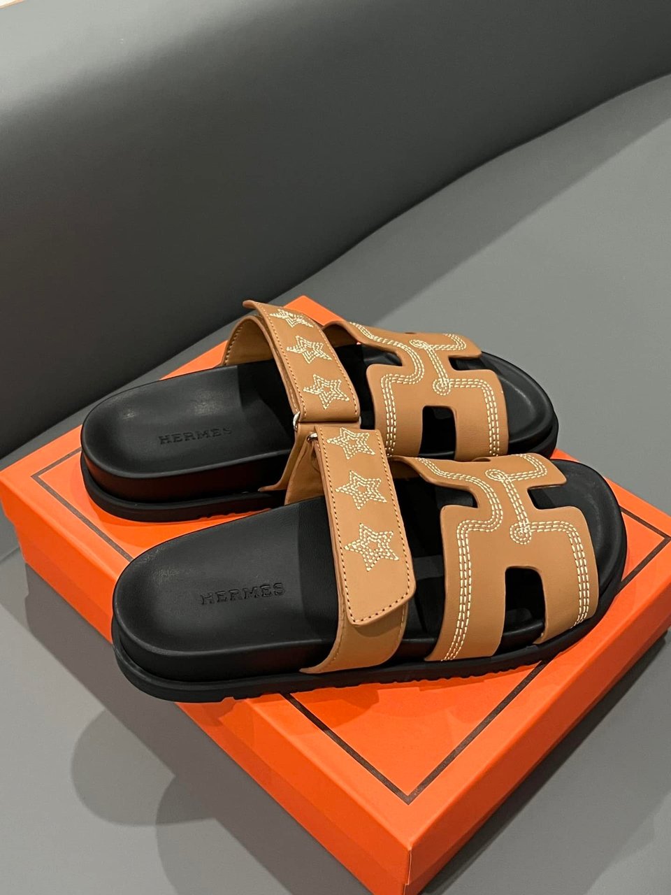 Hermes Chypre Sandal Star Stitched Naturel H232142Z A3350 view 9