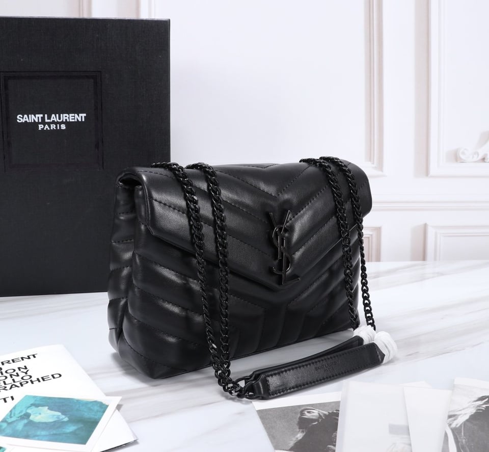 Saint Laurent Loulou Small Chain Bag In Matelasse Y Black Noir 23Cm view 5