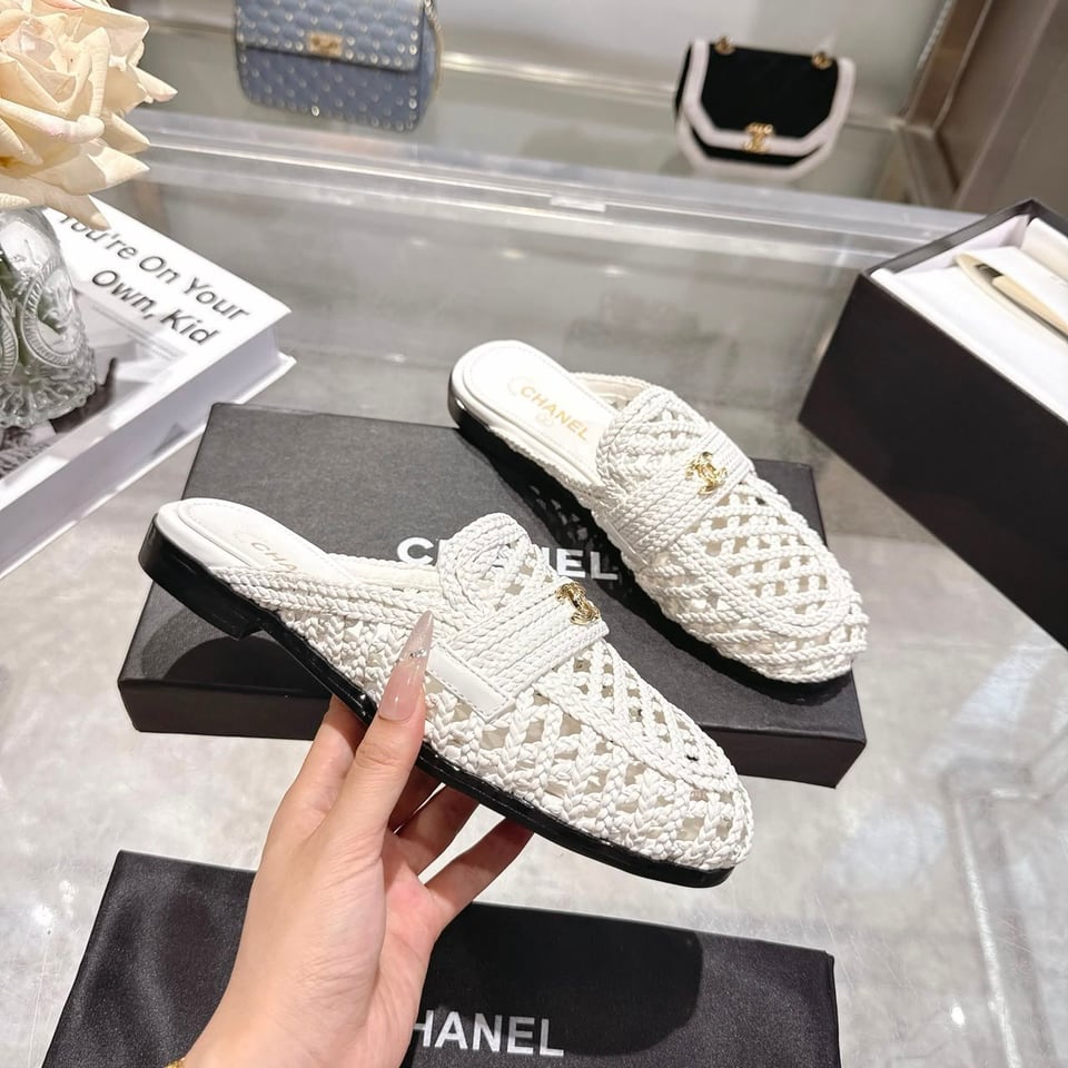 Chanel Braided Woven Raffia Mules with CC Logo White Raffia G39850 view 4