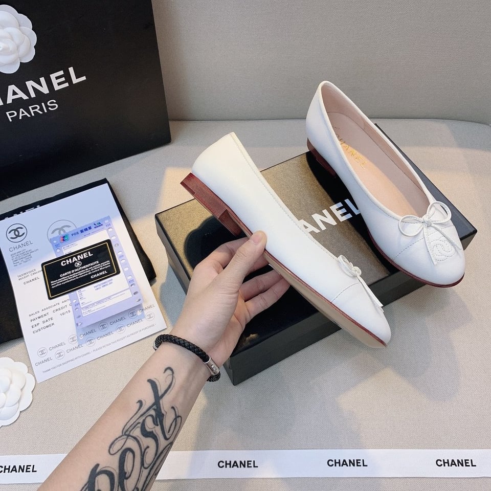Chanel Classic Women’S Ballet White Sandals view 7