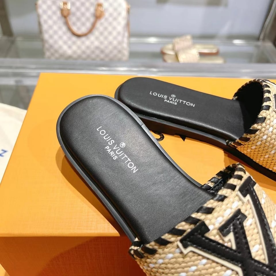 Louis Vuitton Lock It Flat Raffia Mules Black view 5