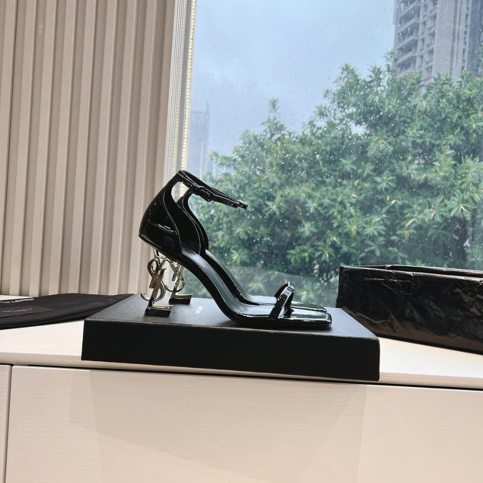 Saint Laurent Opyum Sandals In Black 5576620Npkk1000 view 5