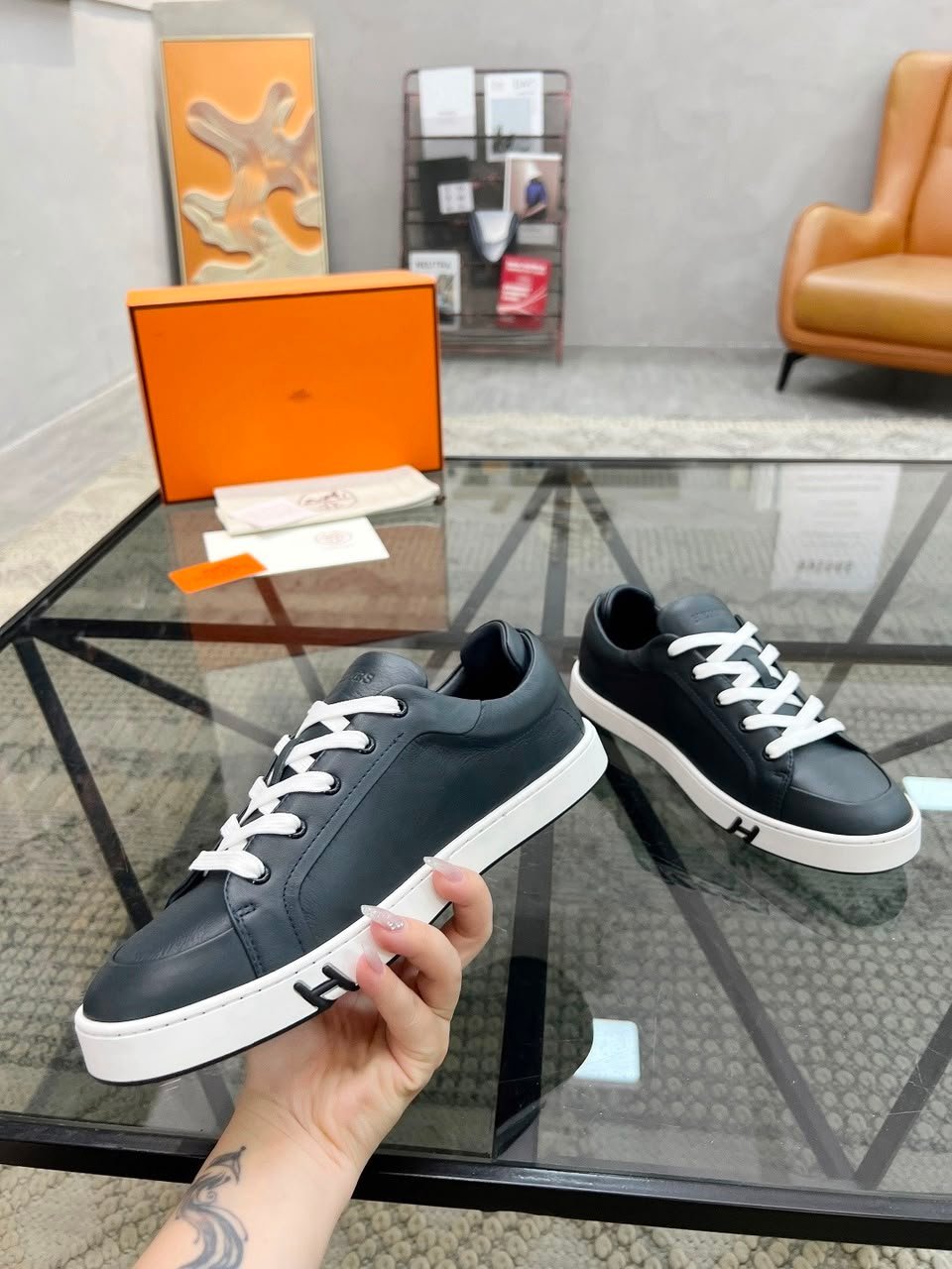 Hermes Kid Sneakers Noir Color Goatskin H251929ZH01410 view 9