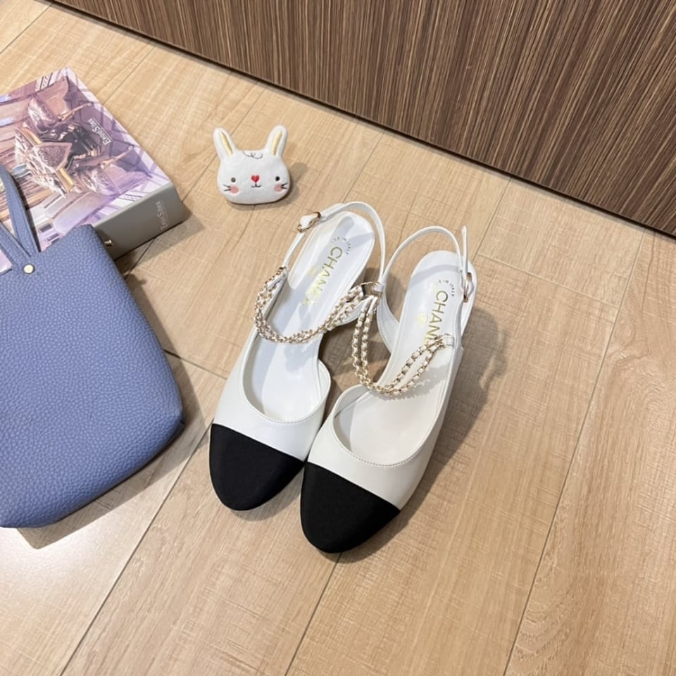 Chanel Slingbacks Goatskin &amp;Amp; Grosgrain White view 3