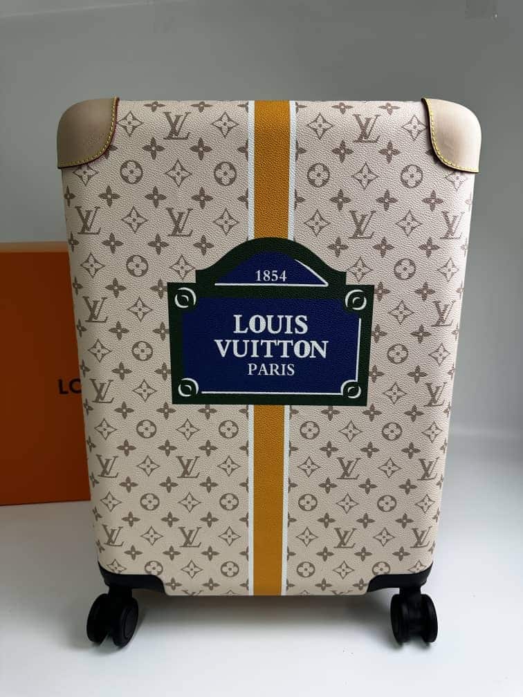 Louis Vuitton Horizon 55 Suitcase Coated Canvas Saffron 55Cm M10280 view 3