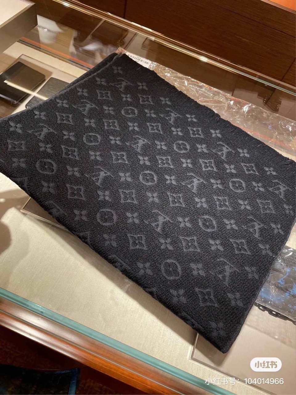 Louis Vuitton Monogram Classic Black Scarf For Women 180cm view 6