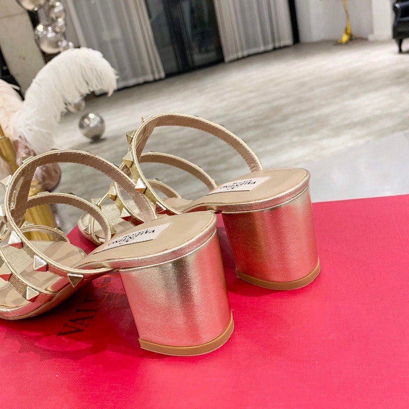 Valentino Garavani Rockstud Caged Metallic Leather Slide Sandals Gold view 5