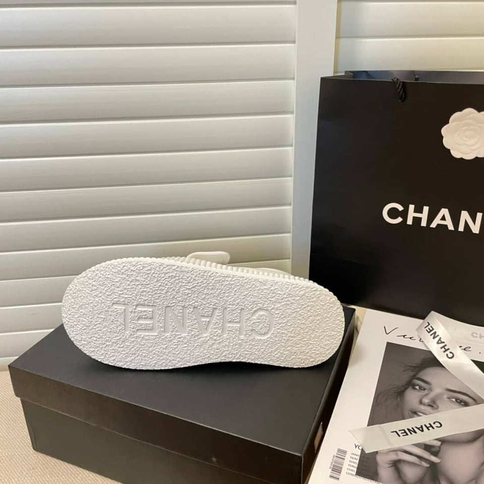 Chanel Cc Cap Toe Slipon Sneaker All White view 4