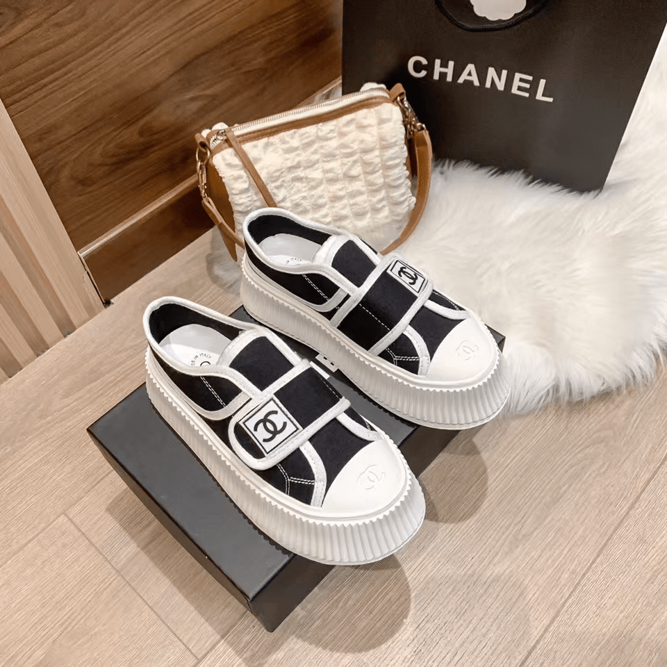 Chanel White Cc Cap Toe Slipon Sneaker Black view 7