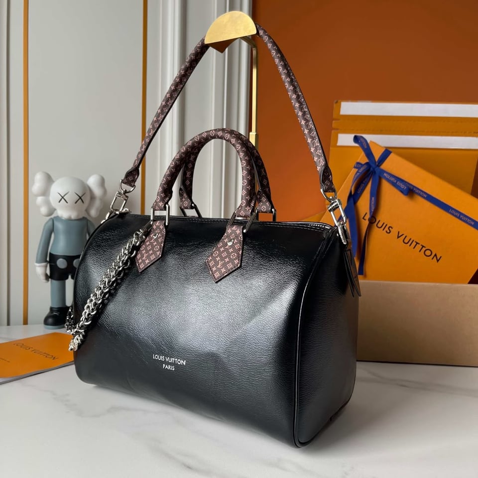 Louis Vuitton Speedy Soft 30 Bag Black LV Vibe M29419 view 9