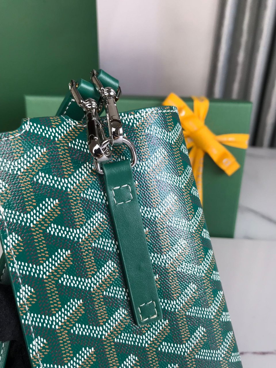 Goyard Montmartre Gm Case 18 Cm Green Goyardine Canvas view 5
