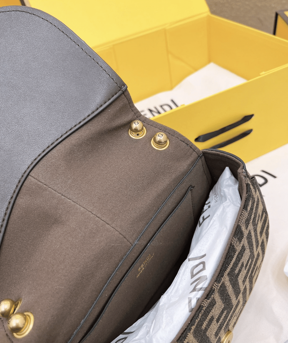 Fendi C’Mon Small Brown Ff Jacquard Fabric Bag 20Cm view 3