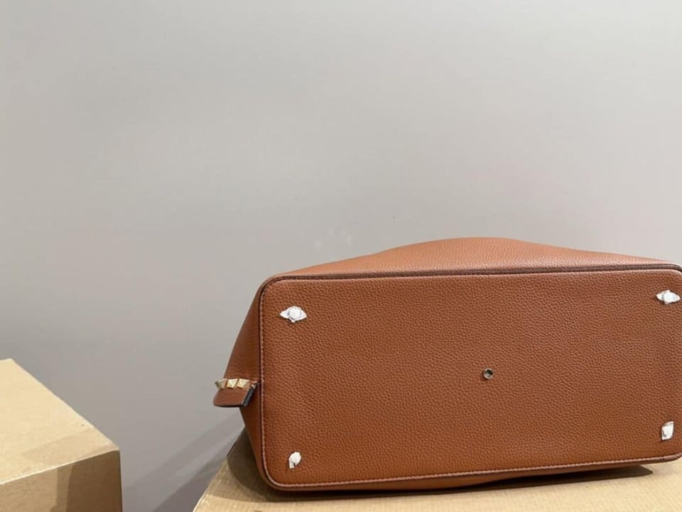 Valentino Garavani Rockstud Leather Tote Brown 36Cm view 5
