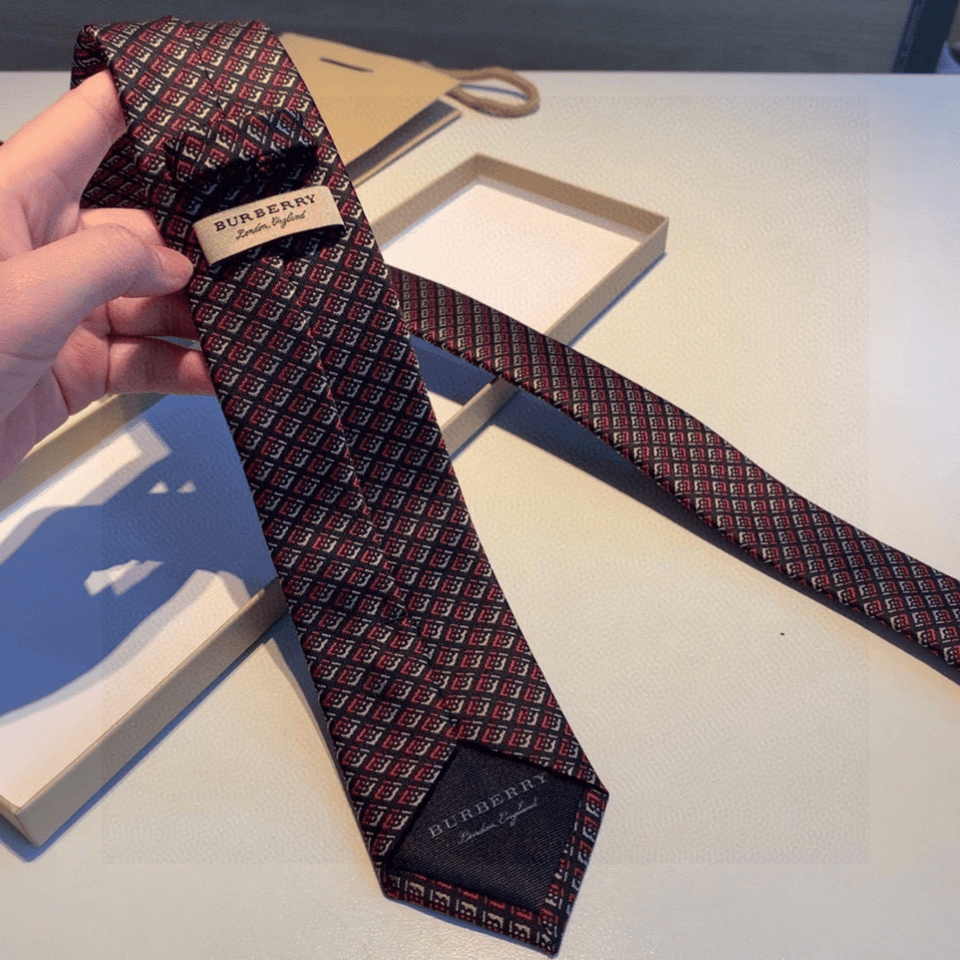 Burberry Geometric Micro-Pattern Silk Tie For Men view 6
