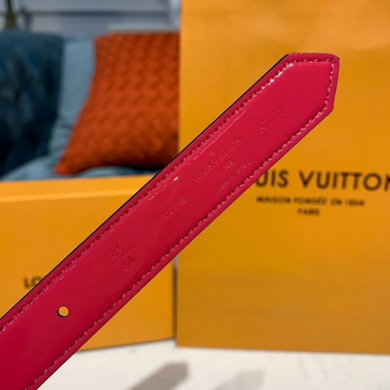 Louis Vuitton Monogram Canvas Recto LV Circle Plate 20mm Reversible Belt M0148W view 11