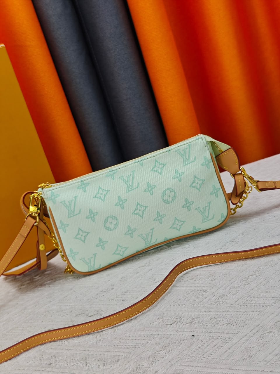 Louis Vuitton Pochette Accessory Bags 16 cm M28320 view 4