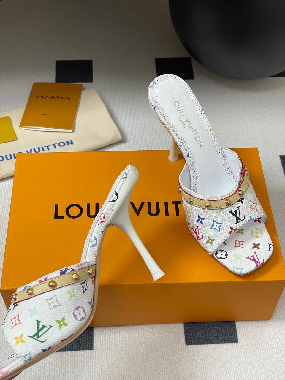 Louis Vuitton LV x TM 6AM Mule 1AGWT2 White view 5