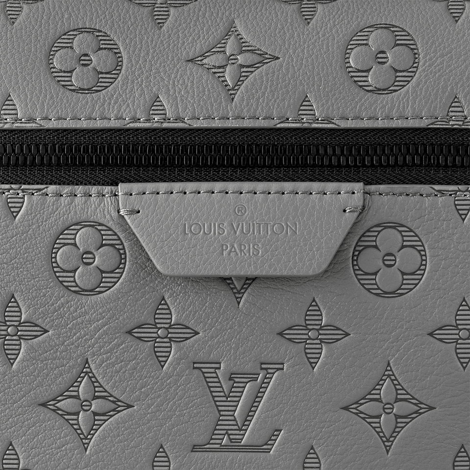 Louis Vuitton Discovery Backpack M46557 view 5