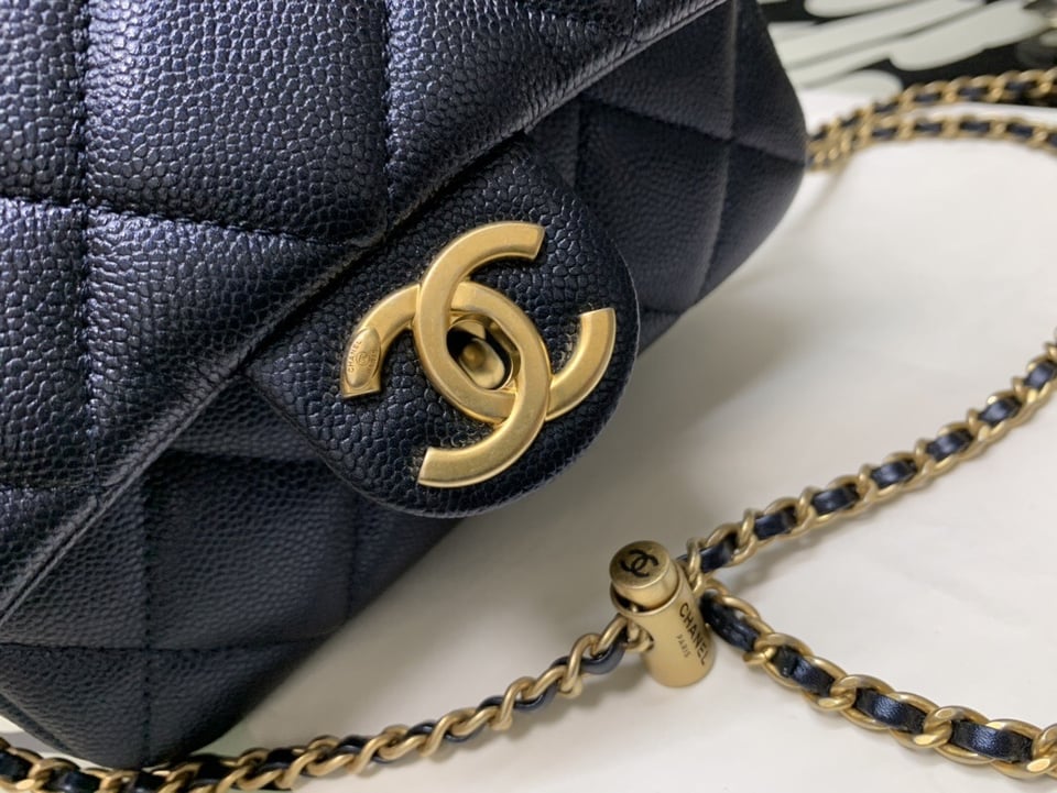 Chanel Grained Mini Flap Bag 19Cm/7.4in Black As2855 view 6