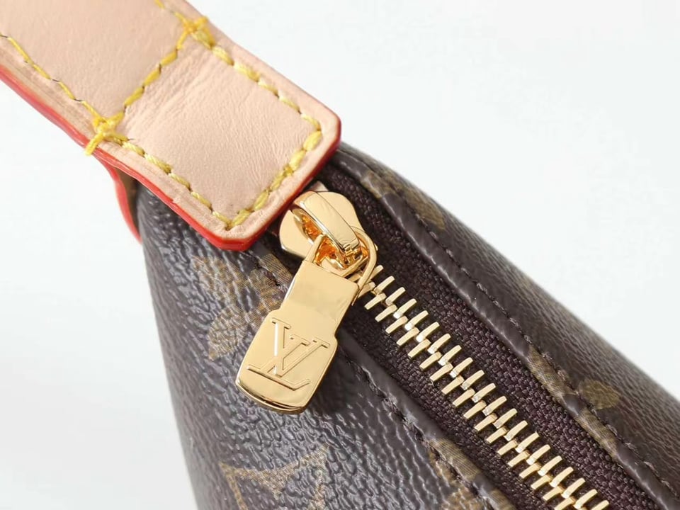 Louis Vuitton Pochette Hills Bag Monogram 18.5cm M27509 view 7