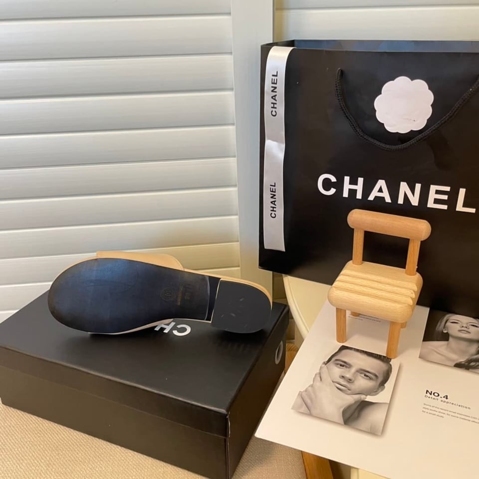 Chanel Camellia Slides Beige view 10