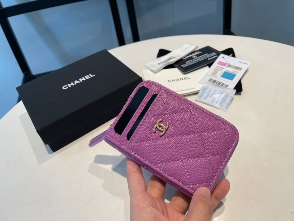 Chanel Zipped Coin Purse 11 Pink Grained Calfskin view 9
